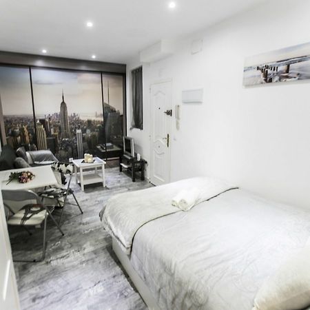 Forever Young Apartments Mediodia มาดริด ภายนอก รูปภาพ